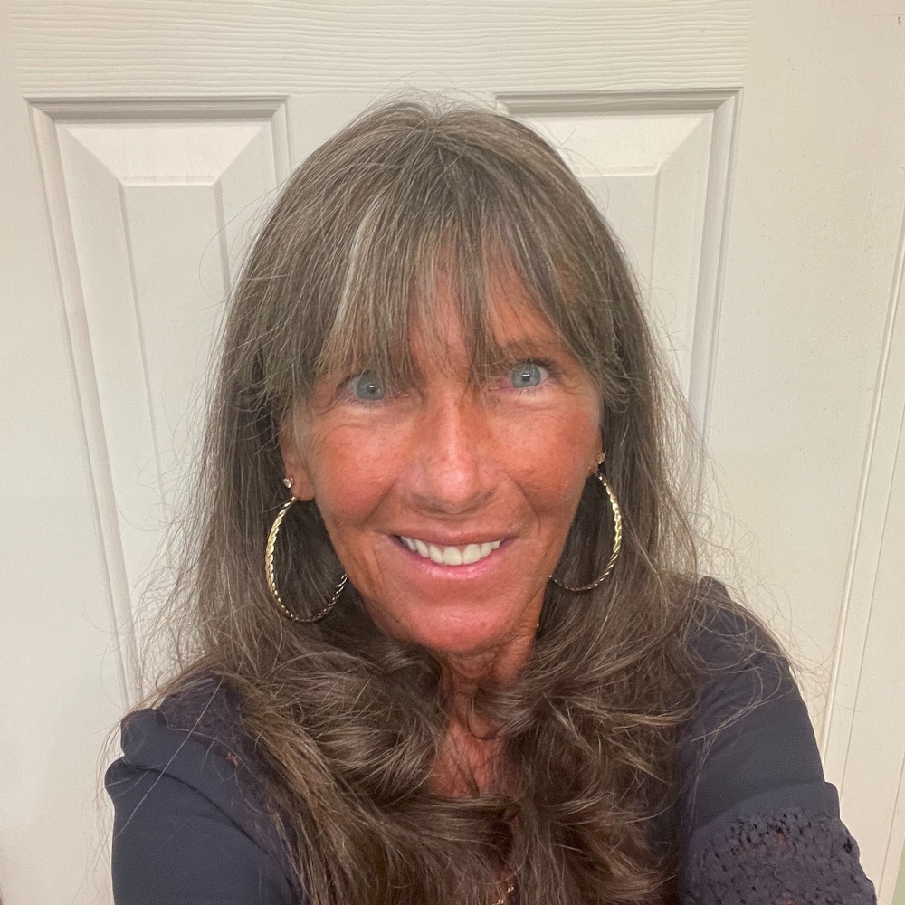 Meet your Posher, Kim r